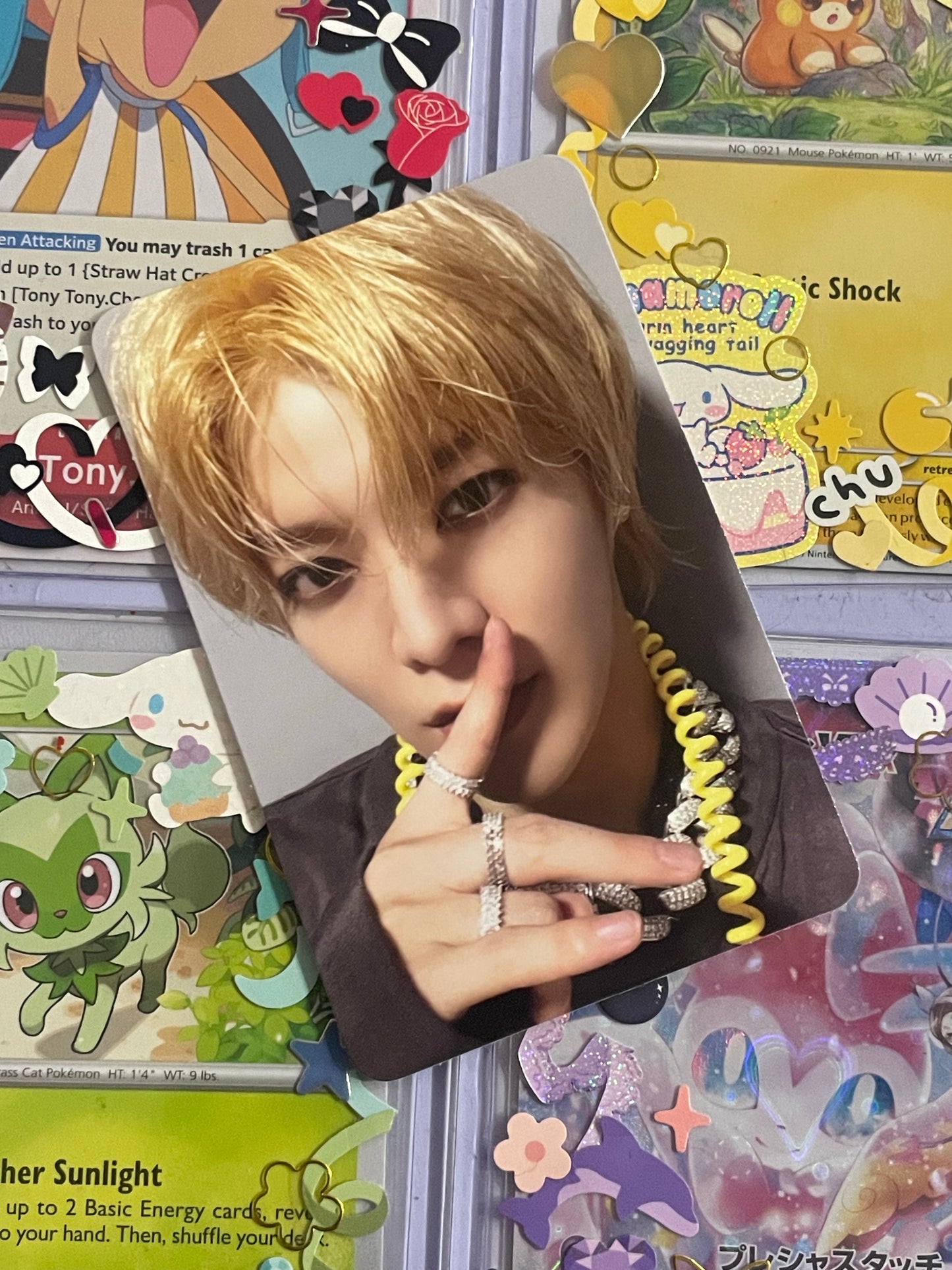 Yuta trading 2 Baddies